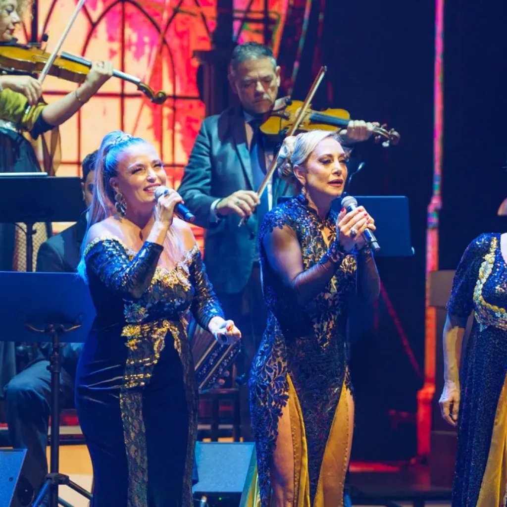 Con sold out se estrenó “Ellas son tango” en el Teatro Astral