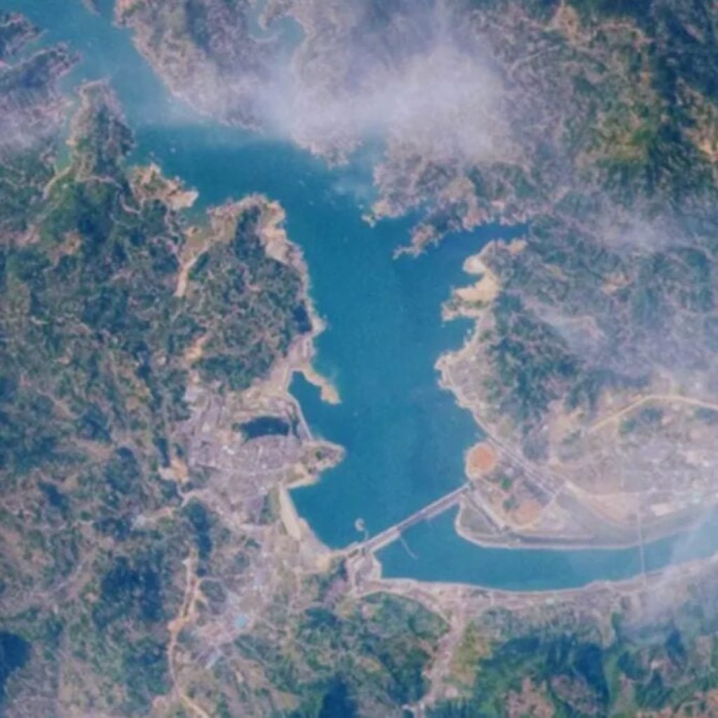 Una presa tan grande que movió la Tierra de lugar. China se prepara para construir otra capaz de desafiar incluso los límites del planeta