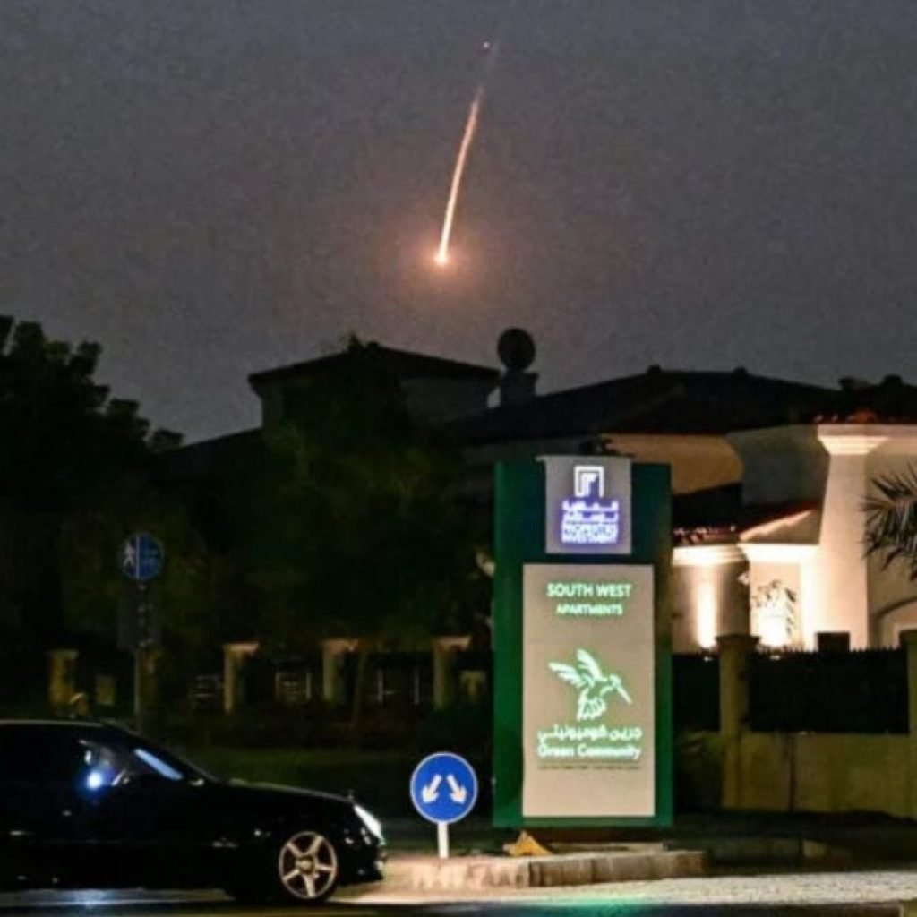 Las instalaciones de la nube de Amazon en Medio Oriente bajo el ataque de lo que parecen ser drones iraníes