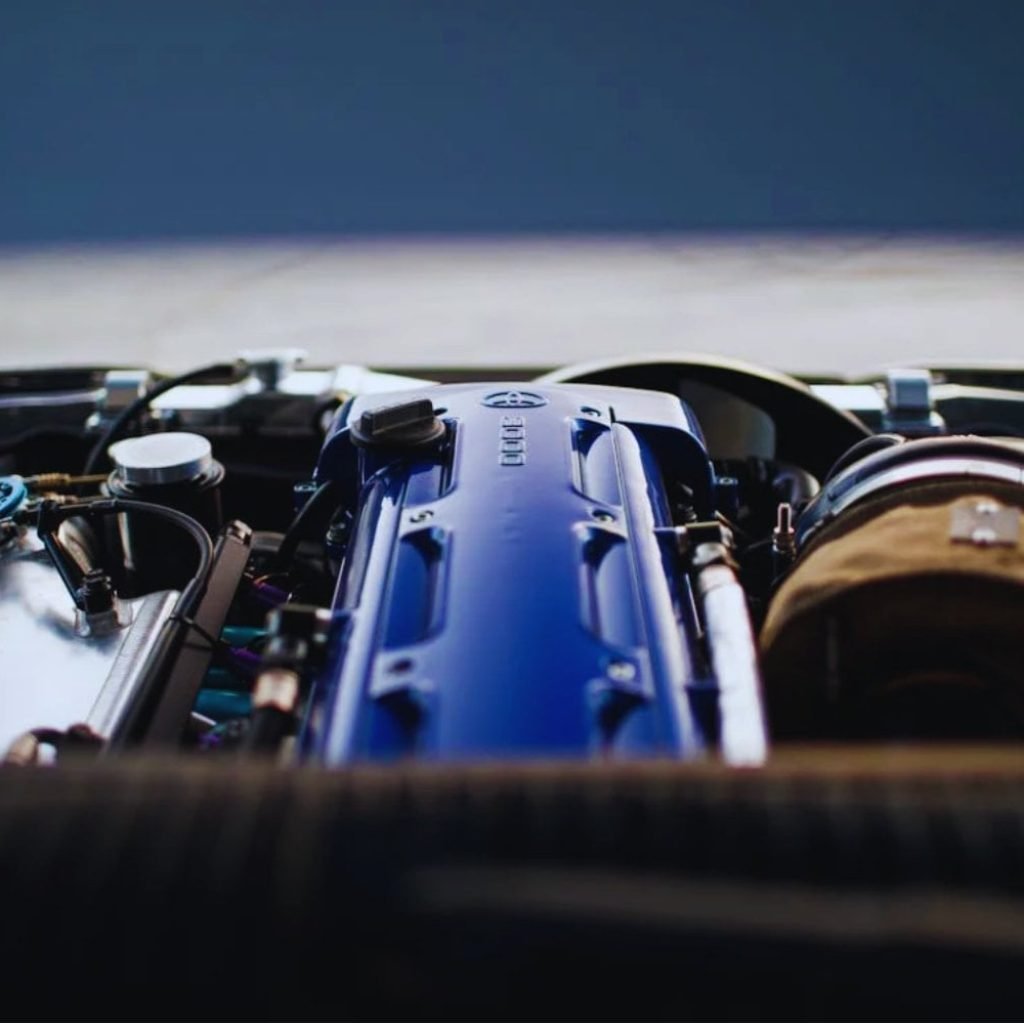 Una idea que parecía olvidada vuelve a sacudir la industria del automóvil. Los motores dentro de las ruedas prometen más potencia, más espacio y un cambio radical en los coches eléctricos