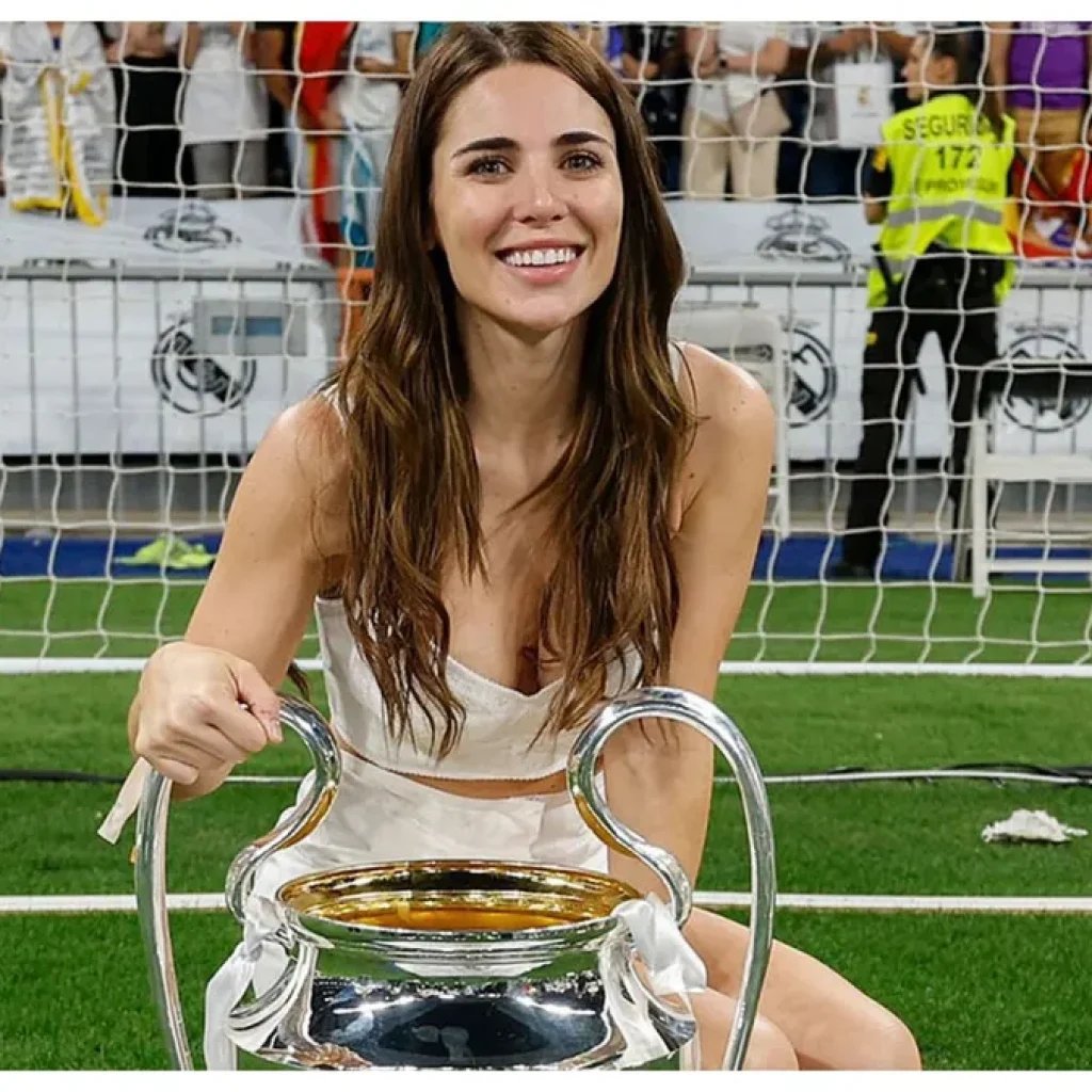 Esta famosa periodista argentina está en pareja con un jugador del Real Madrid y anunció su embarazo: de quien se trata